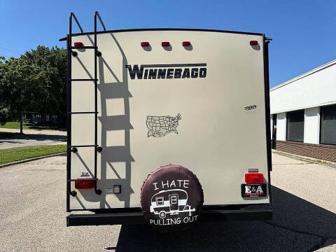 2016 Winnebago Minnie