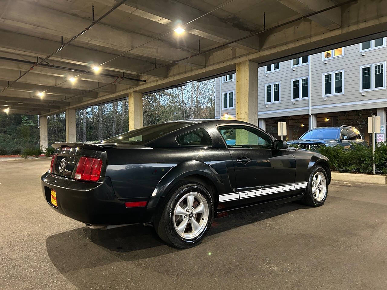 2007 Ford Mustang for sale at Issaquah Autos in Issaquah, WA