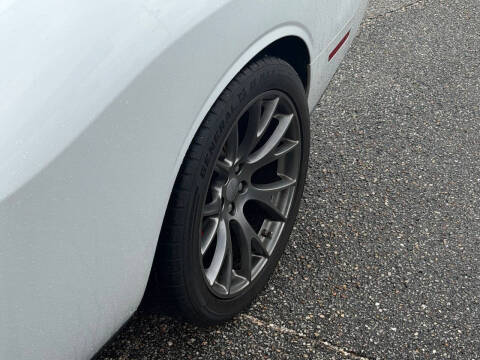 2016 Dodge Challenger SRT 392