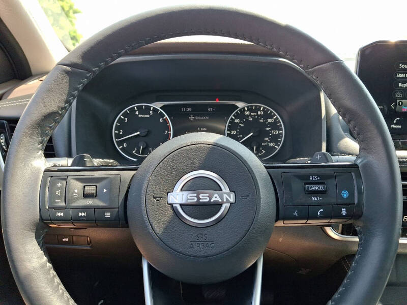 2022 Nissan Rogue SL