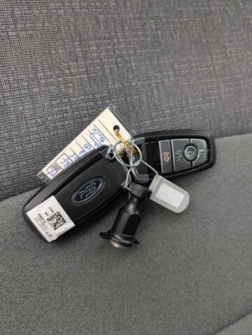 2025 Ford F-150 Lightning XLT