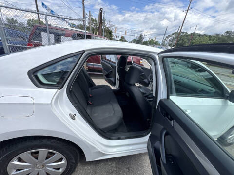 2012 Volkswagen Passat S