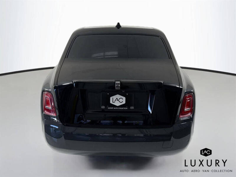 2019 Rolls-Royce Phantom
