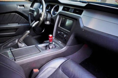 2013 Ford Mustang V6 Premium