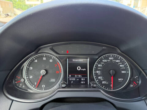2011 Audi Q5 3.2 quattro Premium Plus