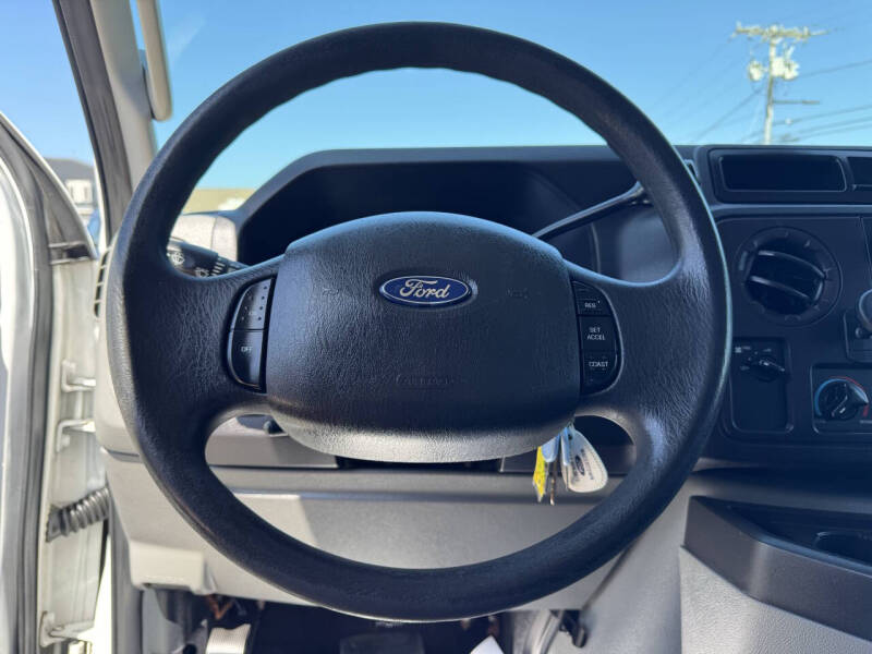 2012 Ford E-Series E-250