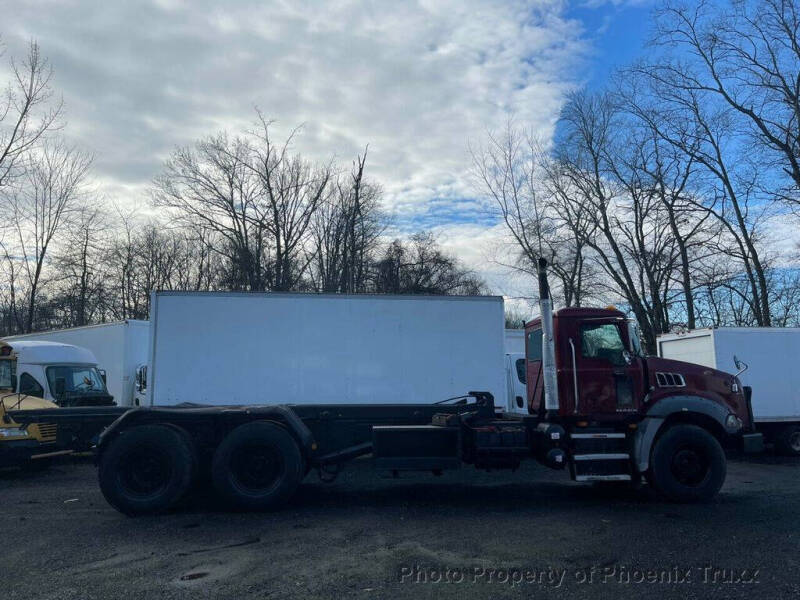 2008 Mack Granite