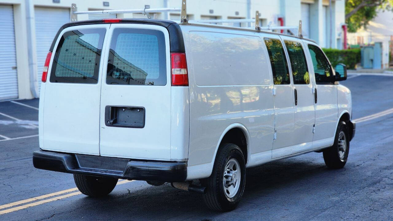 2016 Chevrolet Express  - $11,900