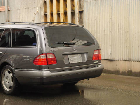 1996 Mercedes-Benz E-Class E 320