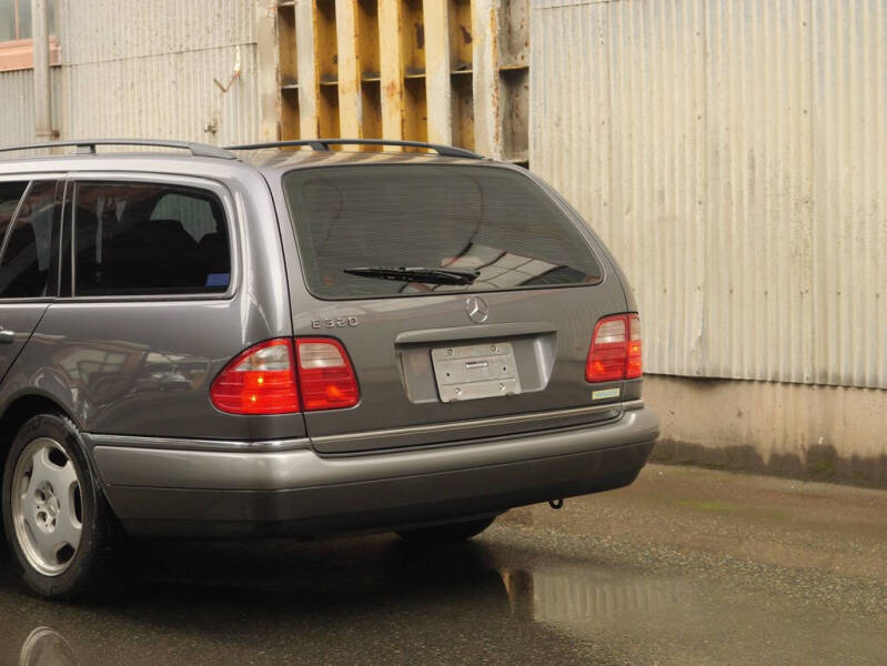 1996 Mercedes-Benz E-Class E 320