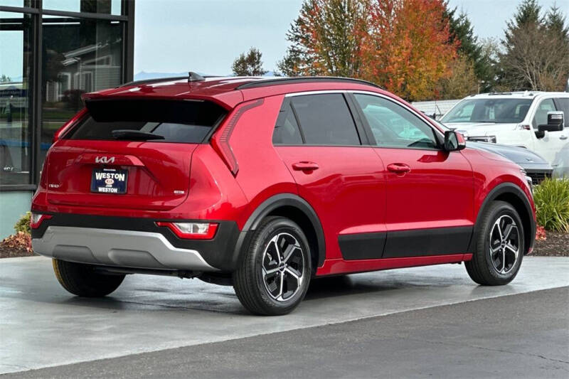2023 Kia Niro EX