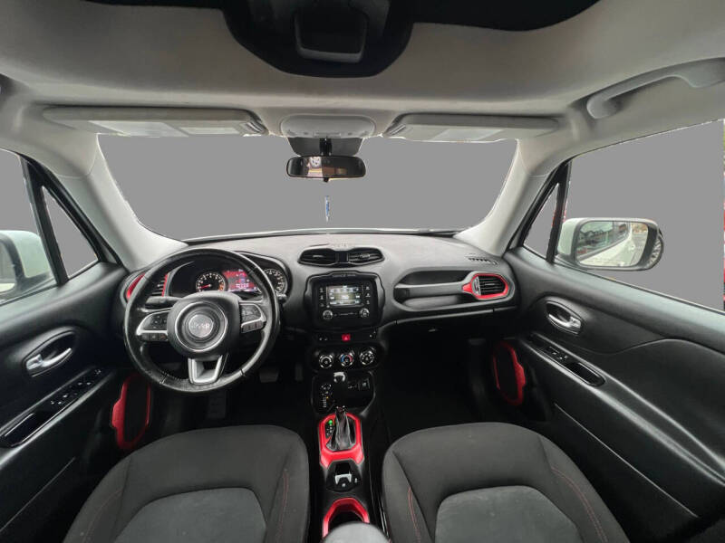 2015 Jeep Renegade Trailhawk