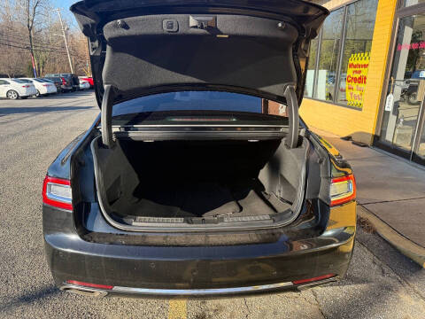 2018 Lincoln Continental Select