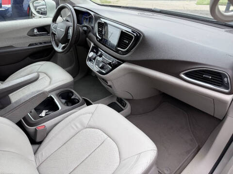 2019 Chrysler Pacifica Touring L Plus