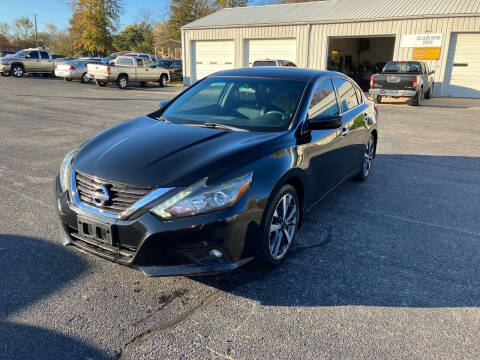 2016 Nissan Altima for sale at Jones Auto Sales in Poplar Bluff MO