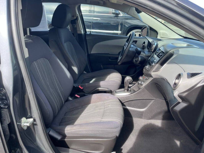 2013 Chevrolet Sonic LT Auto