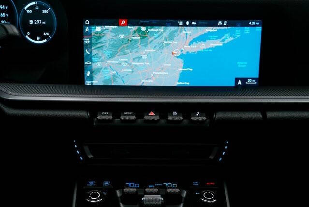 2020 Porsche 911 Carrera