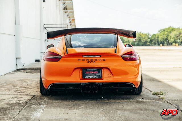 2016 Porsche Cayman GT4