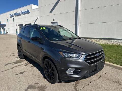 2019 Ford Escape for sale at Tom Wood Honda in Anderson IN
