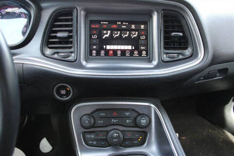 2018 Dodge Challenger SXT