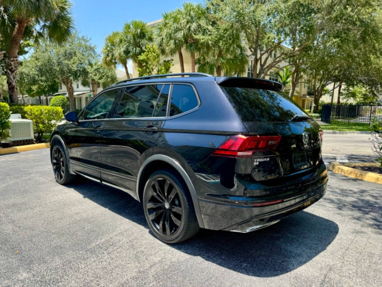 2020 Volkswagen Tiguan for sale at PJ AUTO in Margate, FL