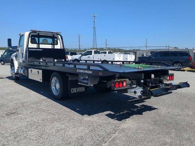 2025 International MV607