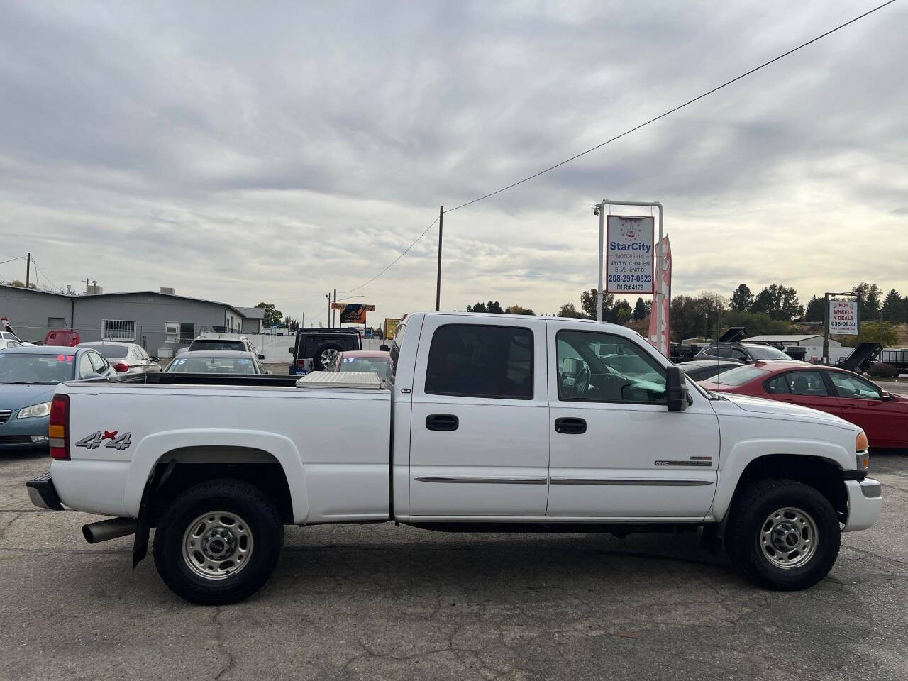 2003 GMC Sierra 2500HD for sale at Starcity Motors LLC in Garden City, ID