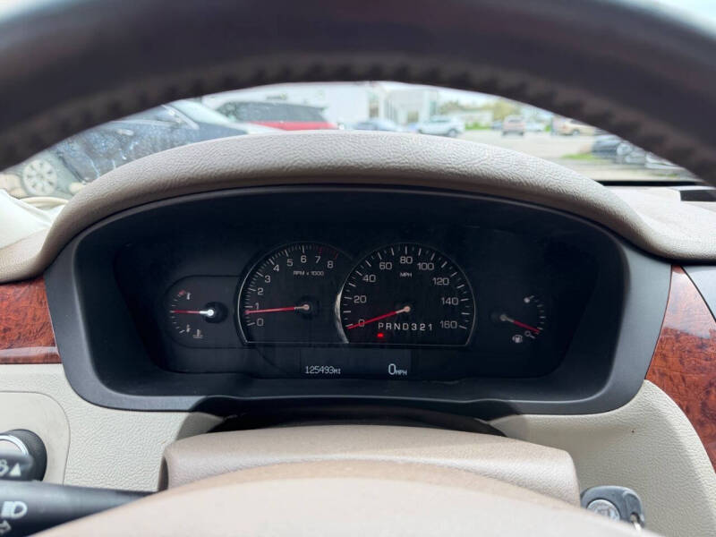 2006 Cadillac DTS Luxury II