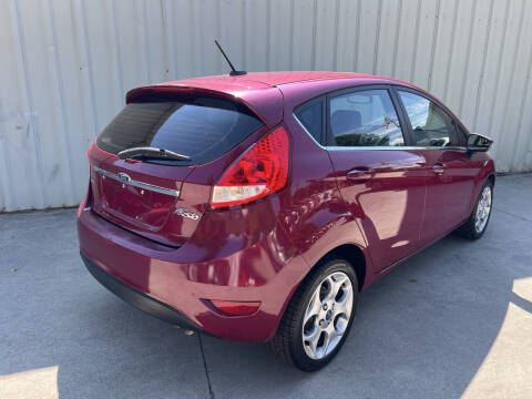 2011 Ford Fiesta SES