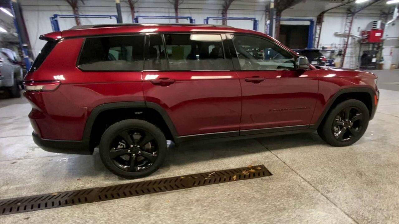 2022 Jeep Grand Cherokee L for sale at Victoria Auto Sales in Victoria, MN