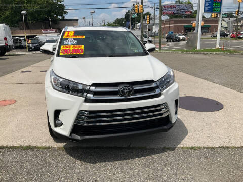 2018 Toyota Highlander for sale at Steves Auto Sales in Little Ferry NJ