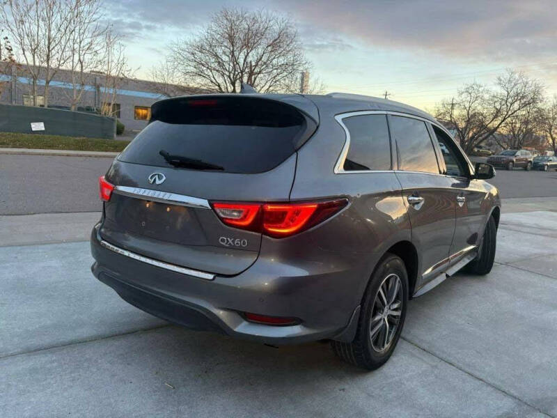 2017 Infiniti QX60