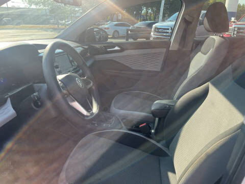 2022 Volkswagen Taos S