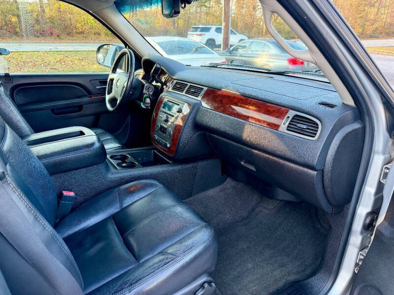 2012 Chevrolet Suburban LT