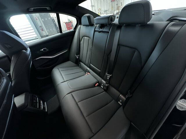 2025 BMW 3 Series 330i xDrive