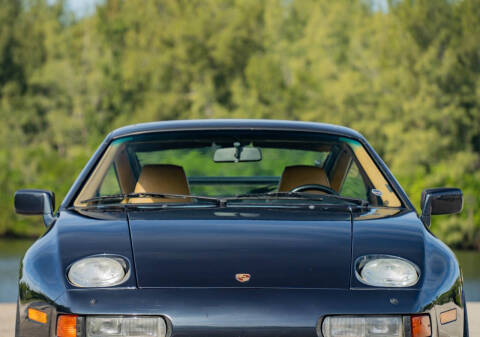 1987 Porsche 928 S4