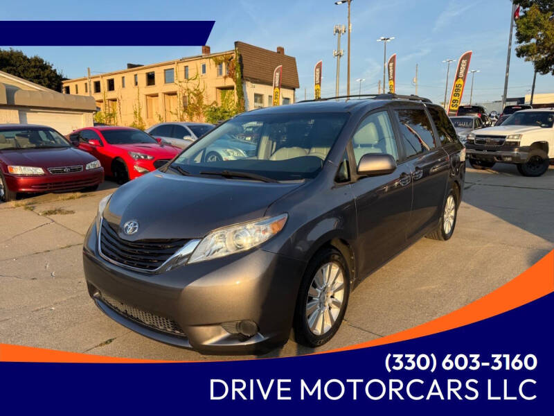 2011 Toyota Sienna LE 7-Passenger