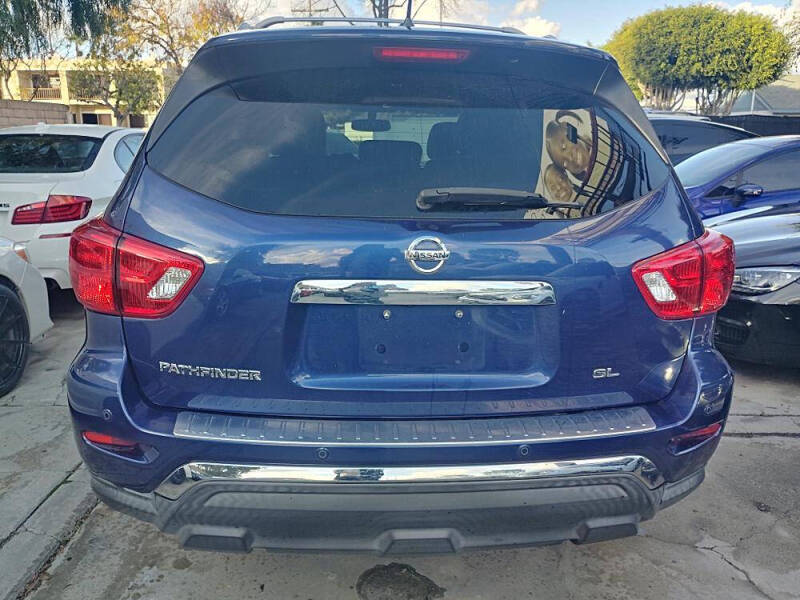 2017 Nissan Pathfinder