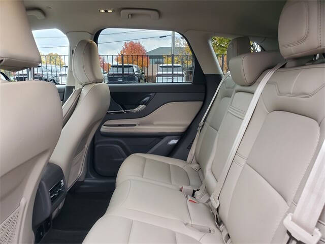 2023 Lincoln Corsair Standard