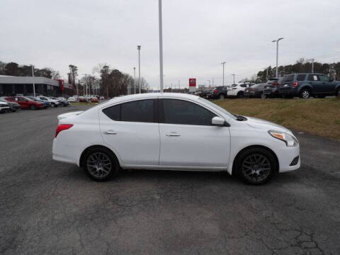 2016 Nissan Versa 1.6 SV
