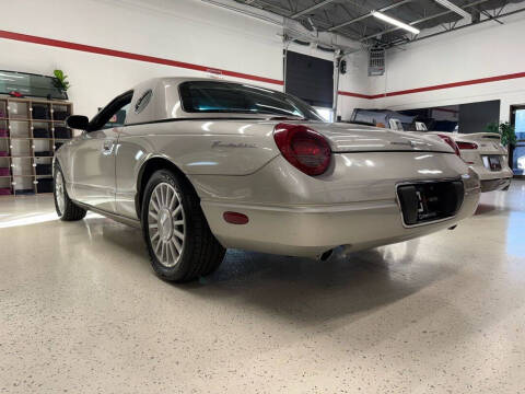 2004 Ford Thunderbird Deluxe