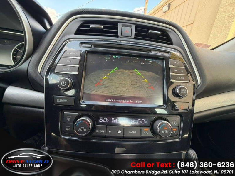 2016 Nissan Maxima