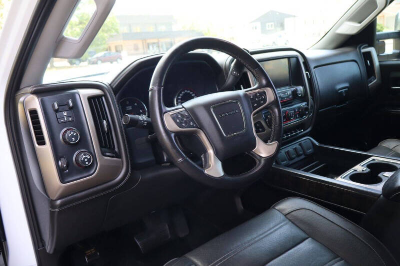 2016 GMC Sierra 2500HD Denali