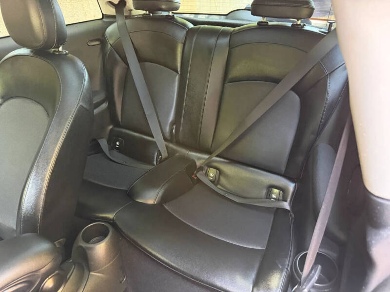 2017 MINI Hardtop 2 Door Cooper