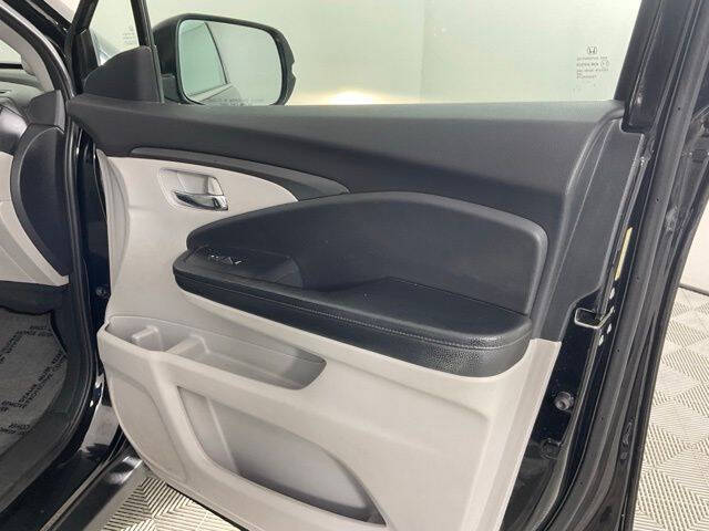2016 Honda Pilot LX