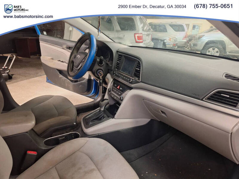 2017 Hyundai Elantra