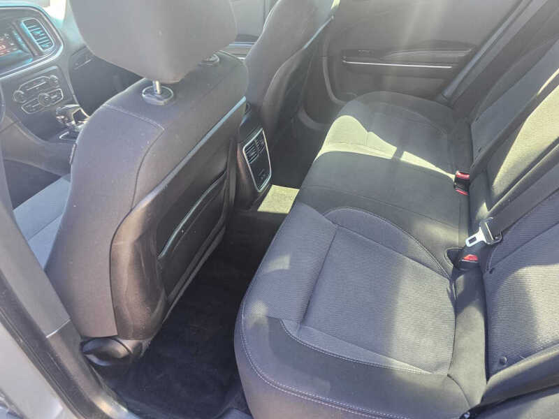 2017 Dodge Charger SE