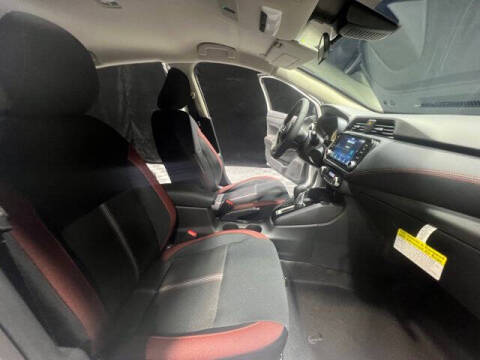 2025 Nissan Versa SR