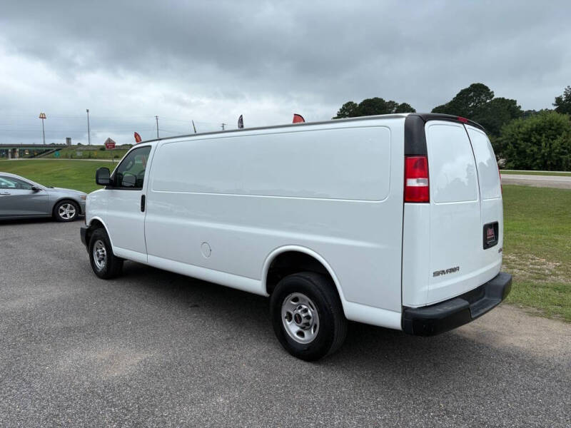 2023 GMC Savana 2500