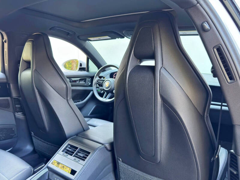 2025 Porsche Panamera